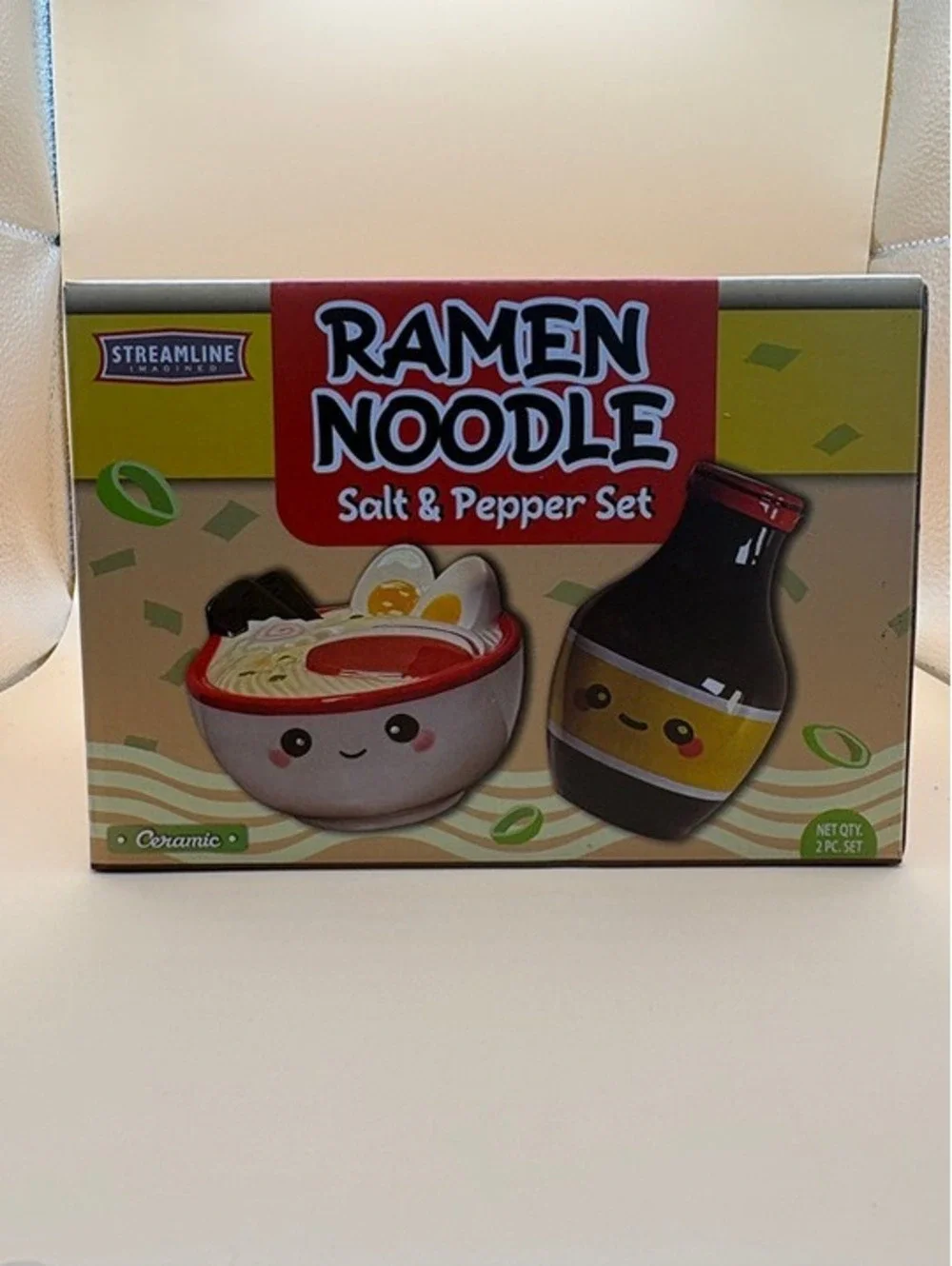 Ramen Noodle Salt & Pepper Set Ceramic New